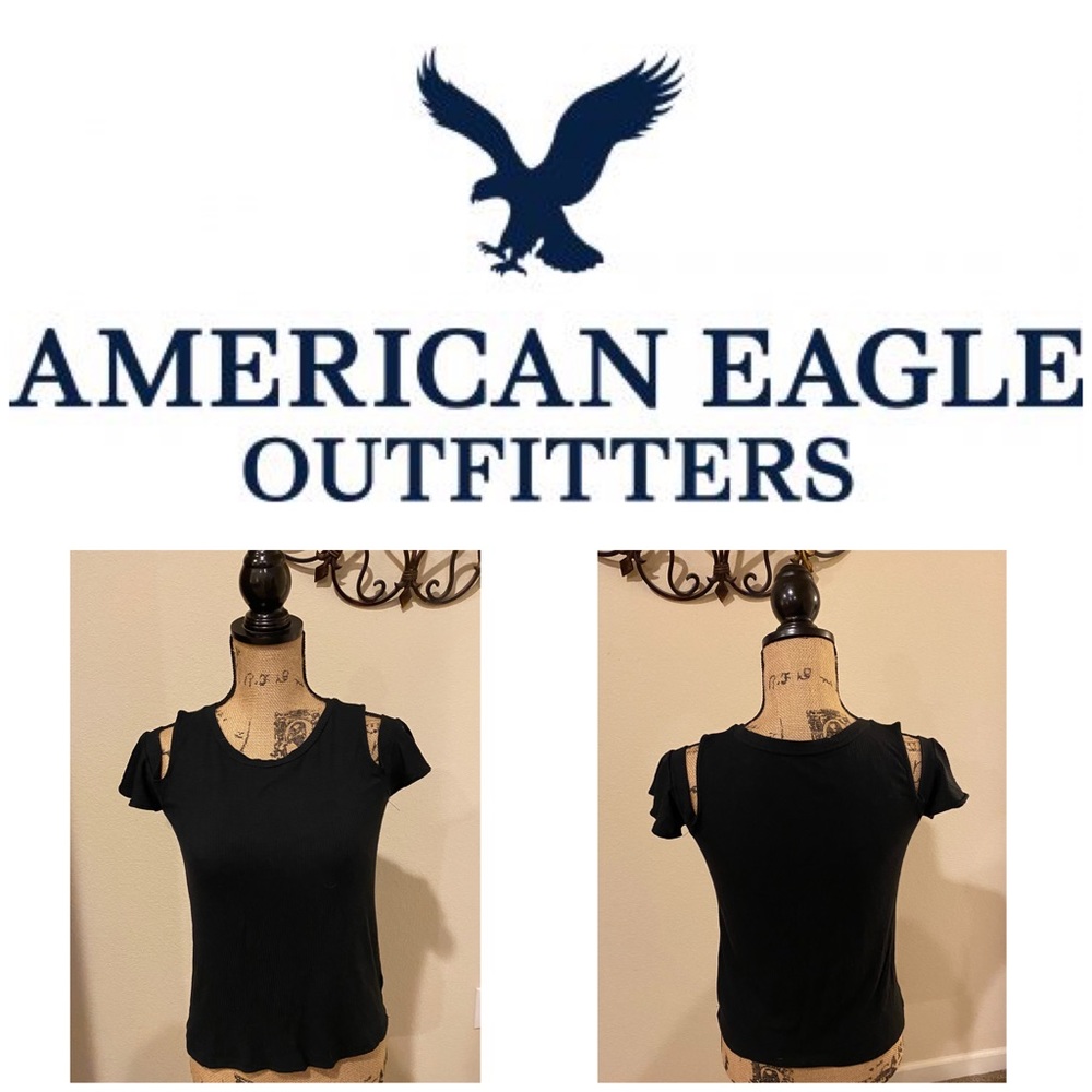 American Eagle Cold Shoulder Top